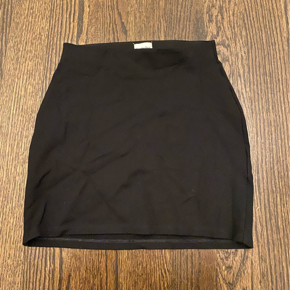 Sunday Best Classic Black Pencil Skirt